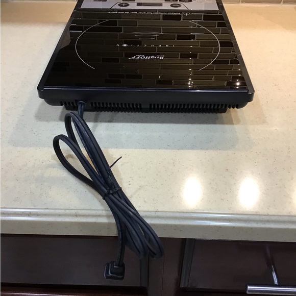 Brand new touch screen Induction Stove. Not in the original package. - Picture 3 of 4